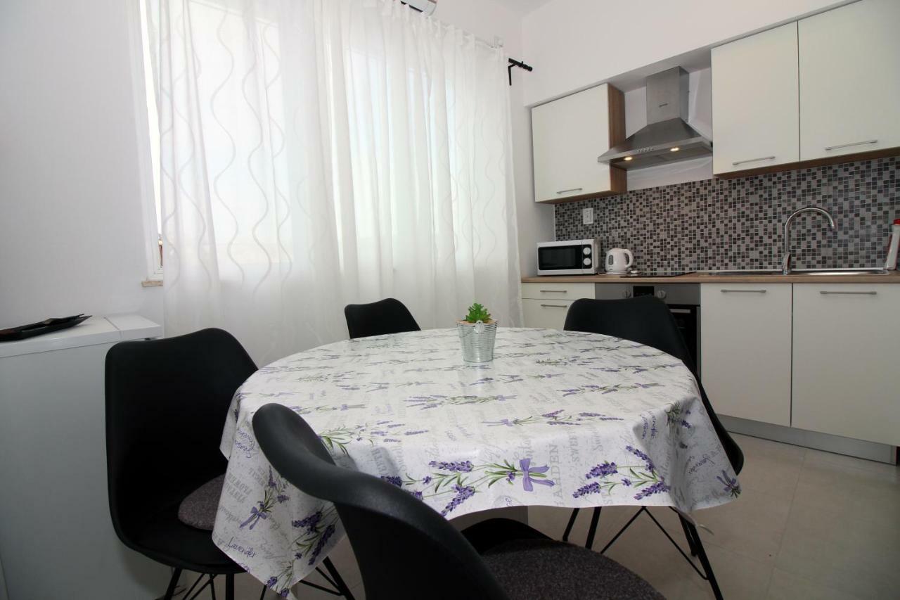 Apartment Nika *