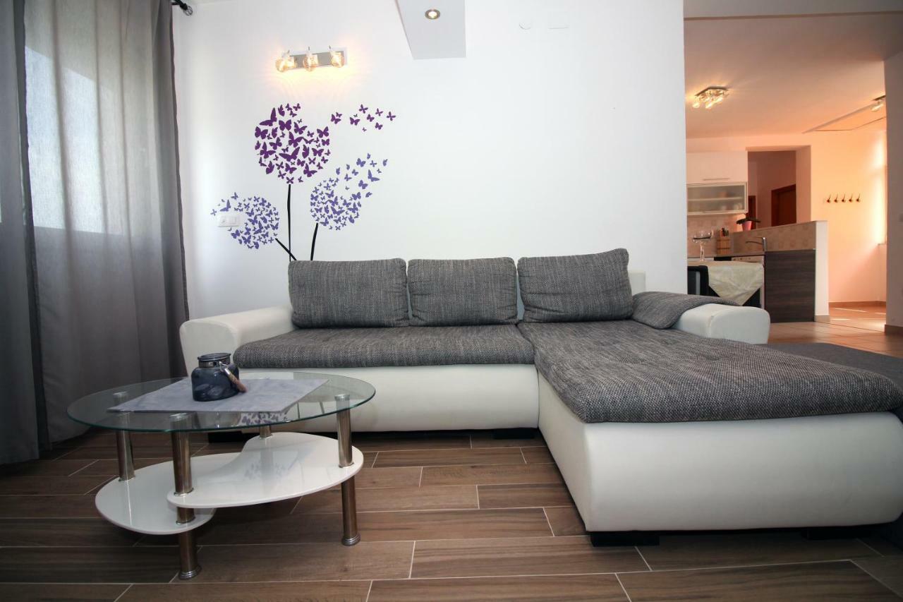 Nika Apartment